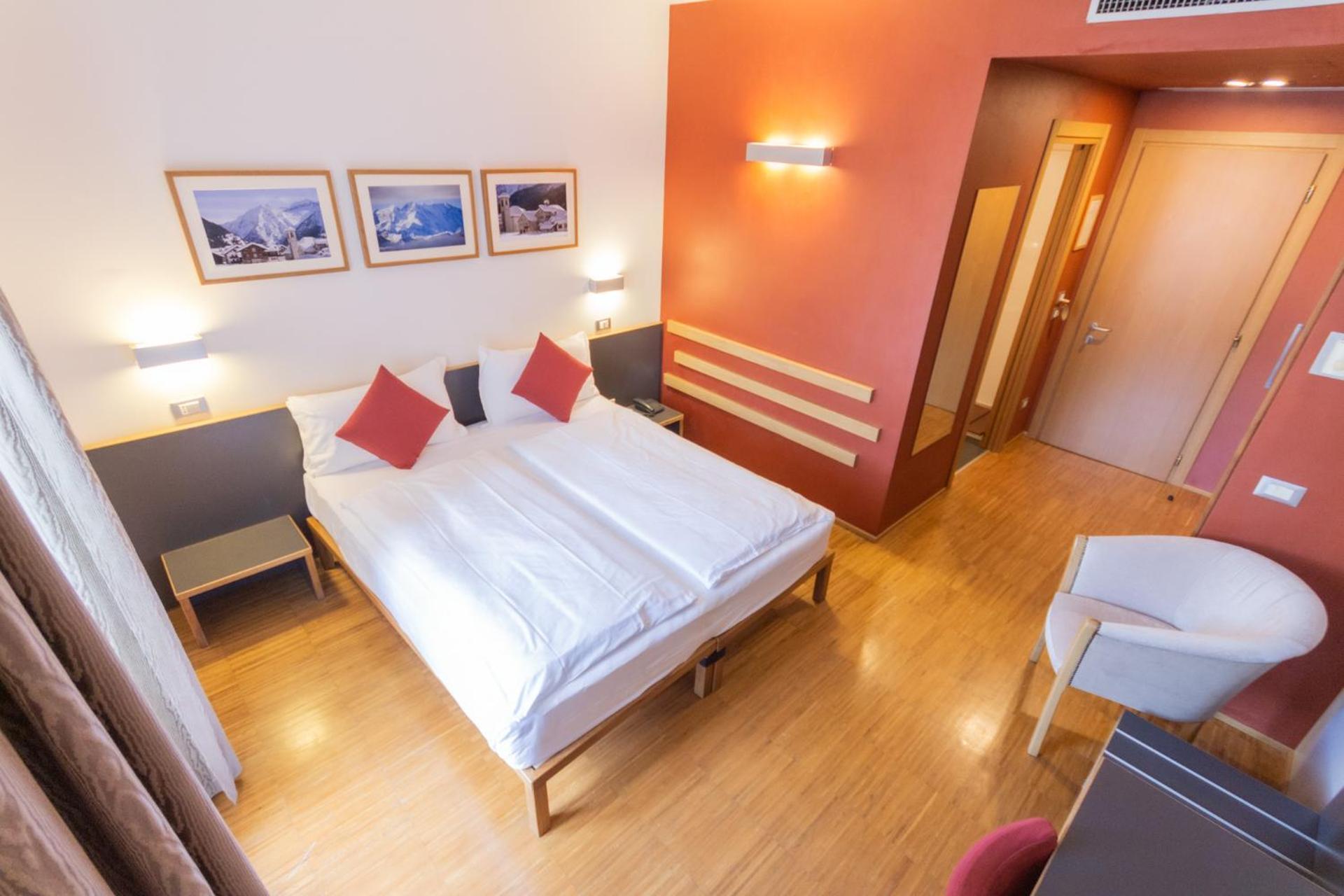 Hotel Cortese Armeno Kültér fotó