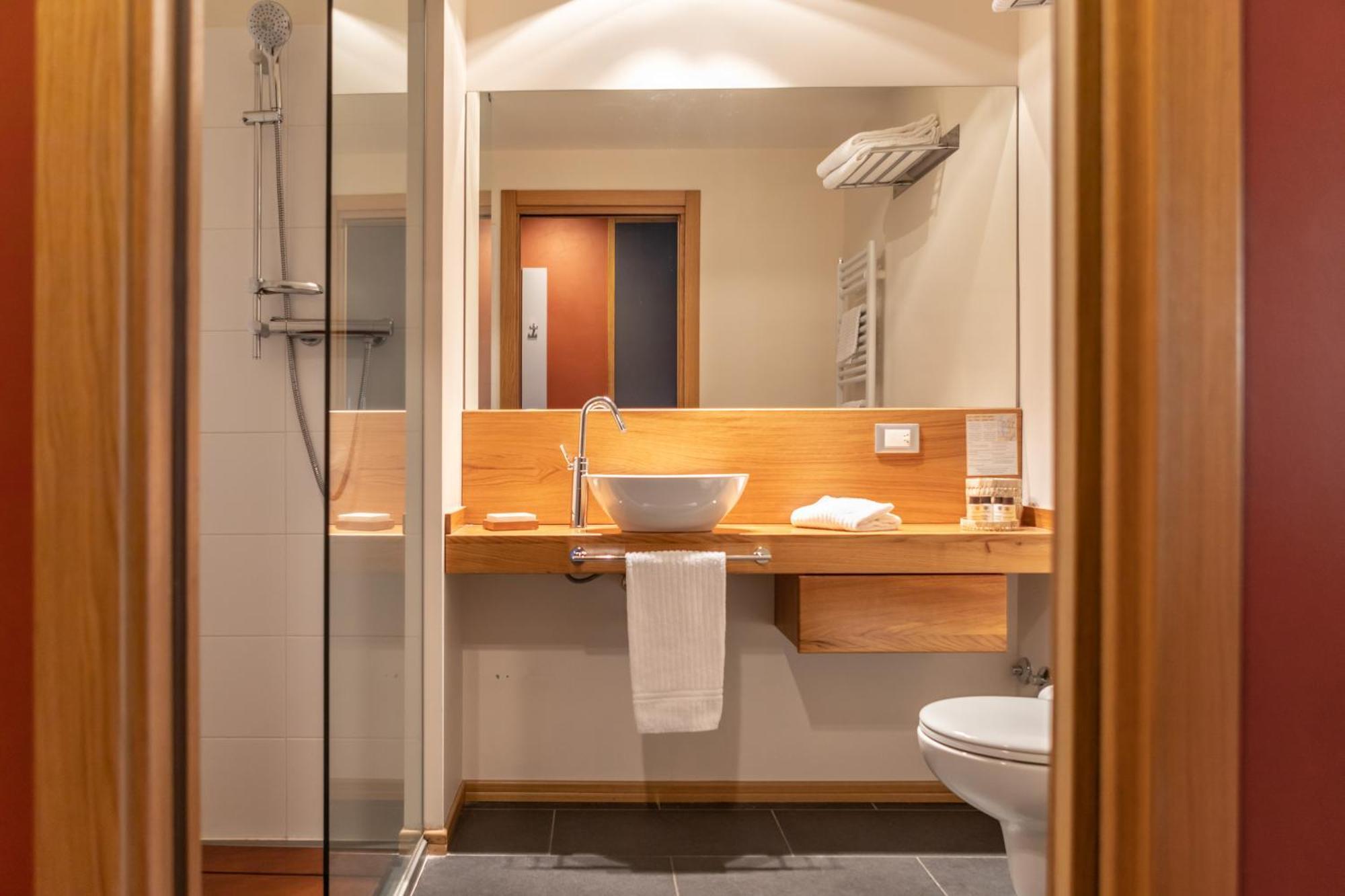 Hotel Cortese Armeno Kültér fotó