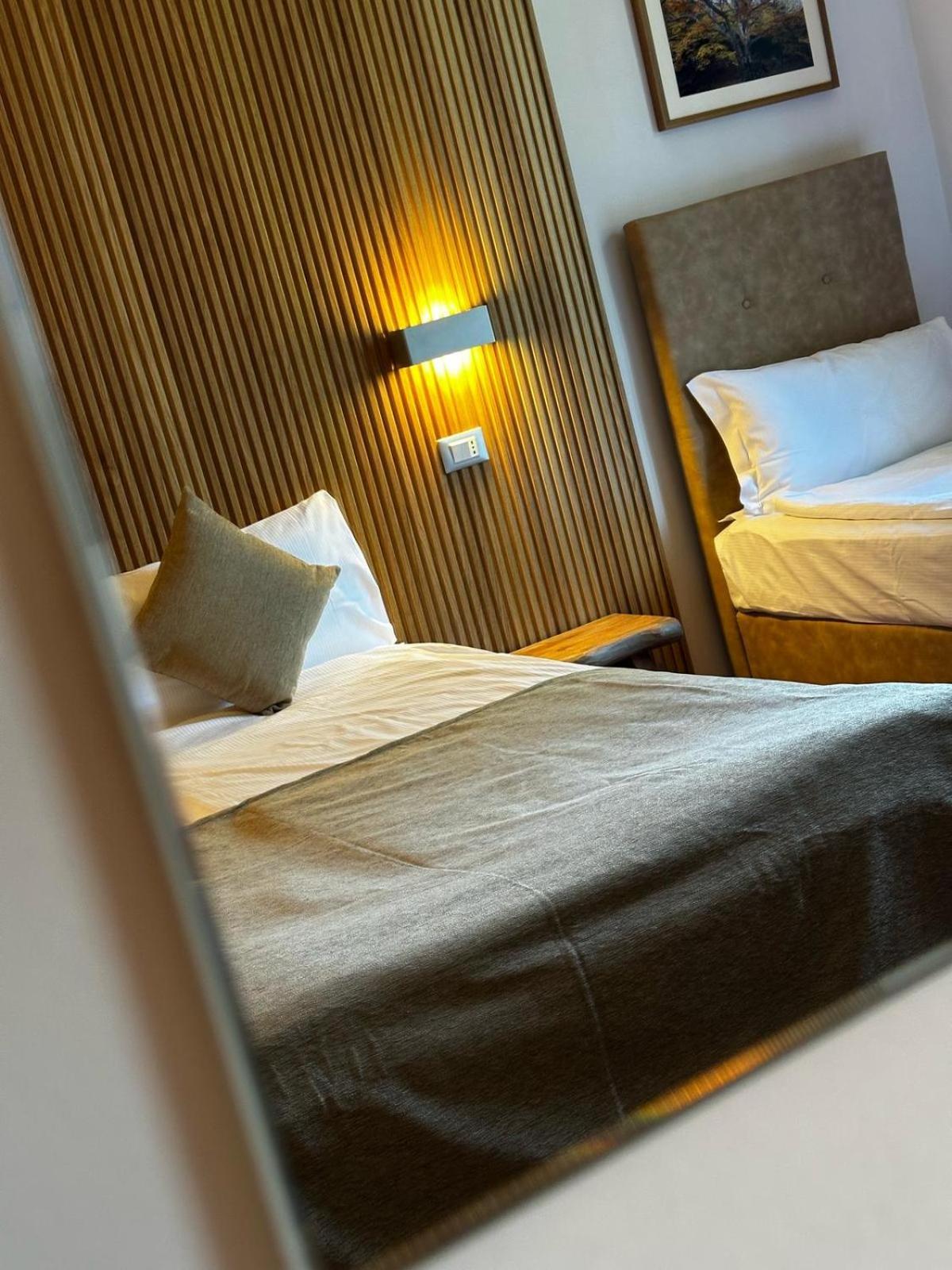 Hotel Cortese Armeno Kültér fotó