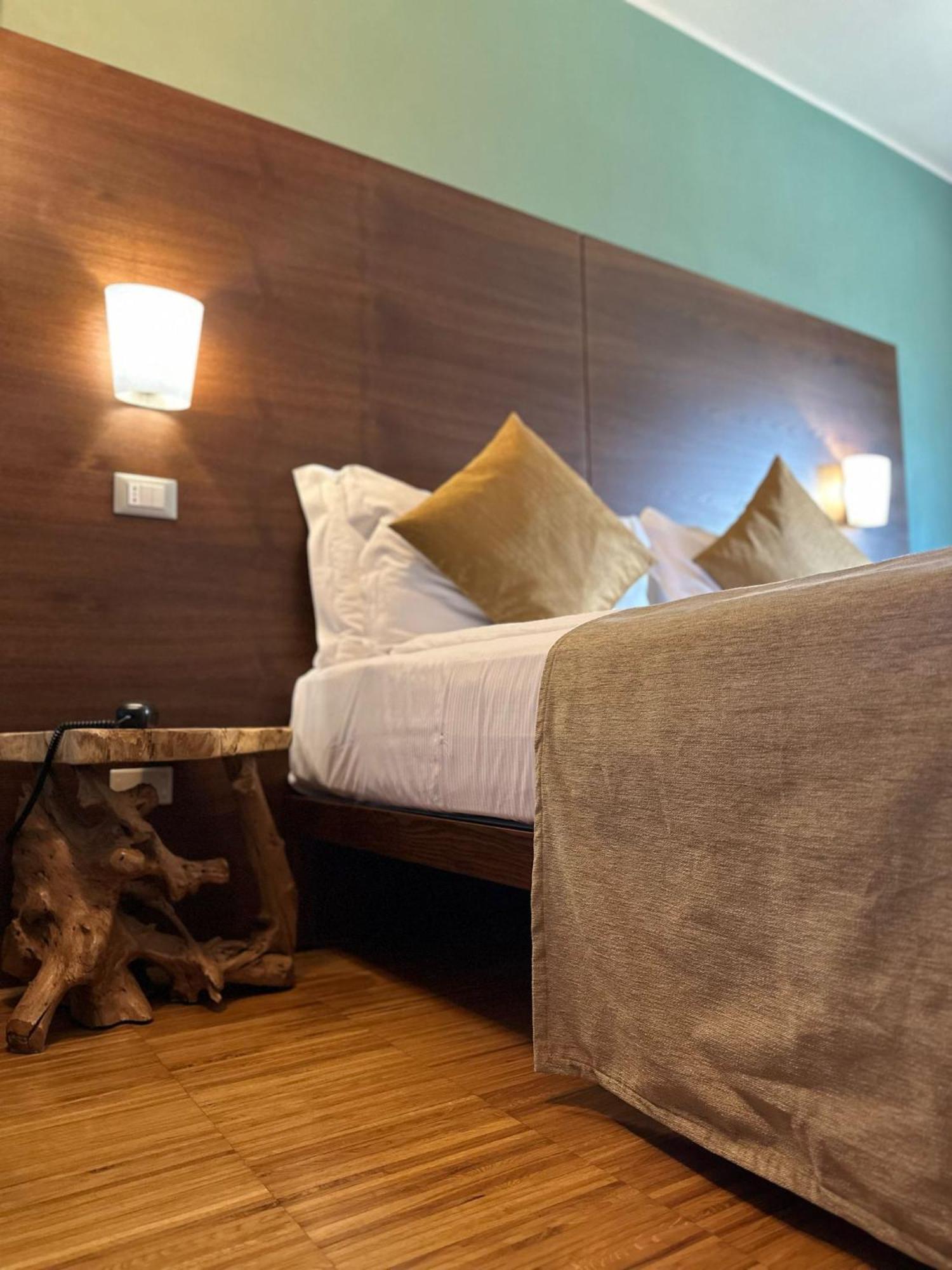 Hotel Cortese Armeno Kültér fotó